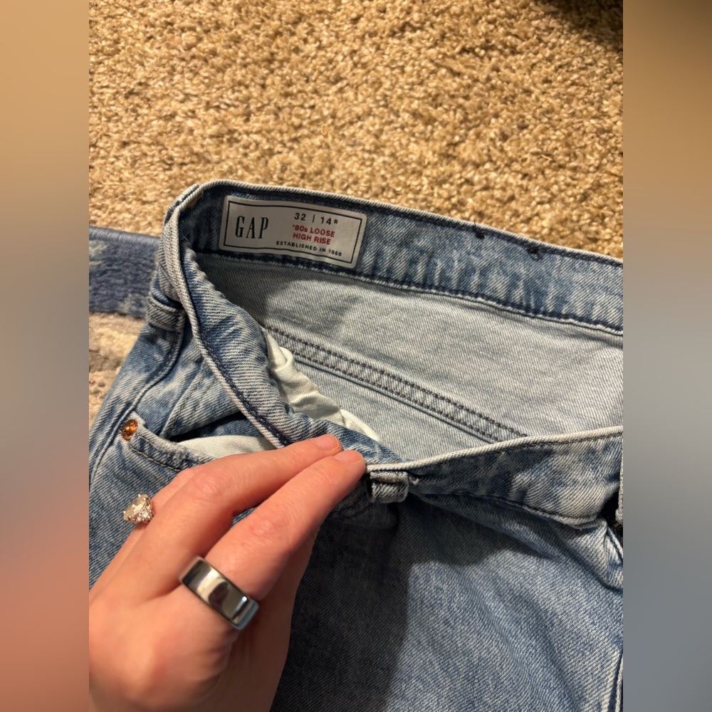 GAP Classic 90’s loose high rise Denim Jeans size 32/14